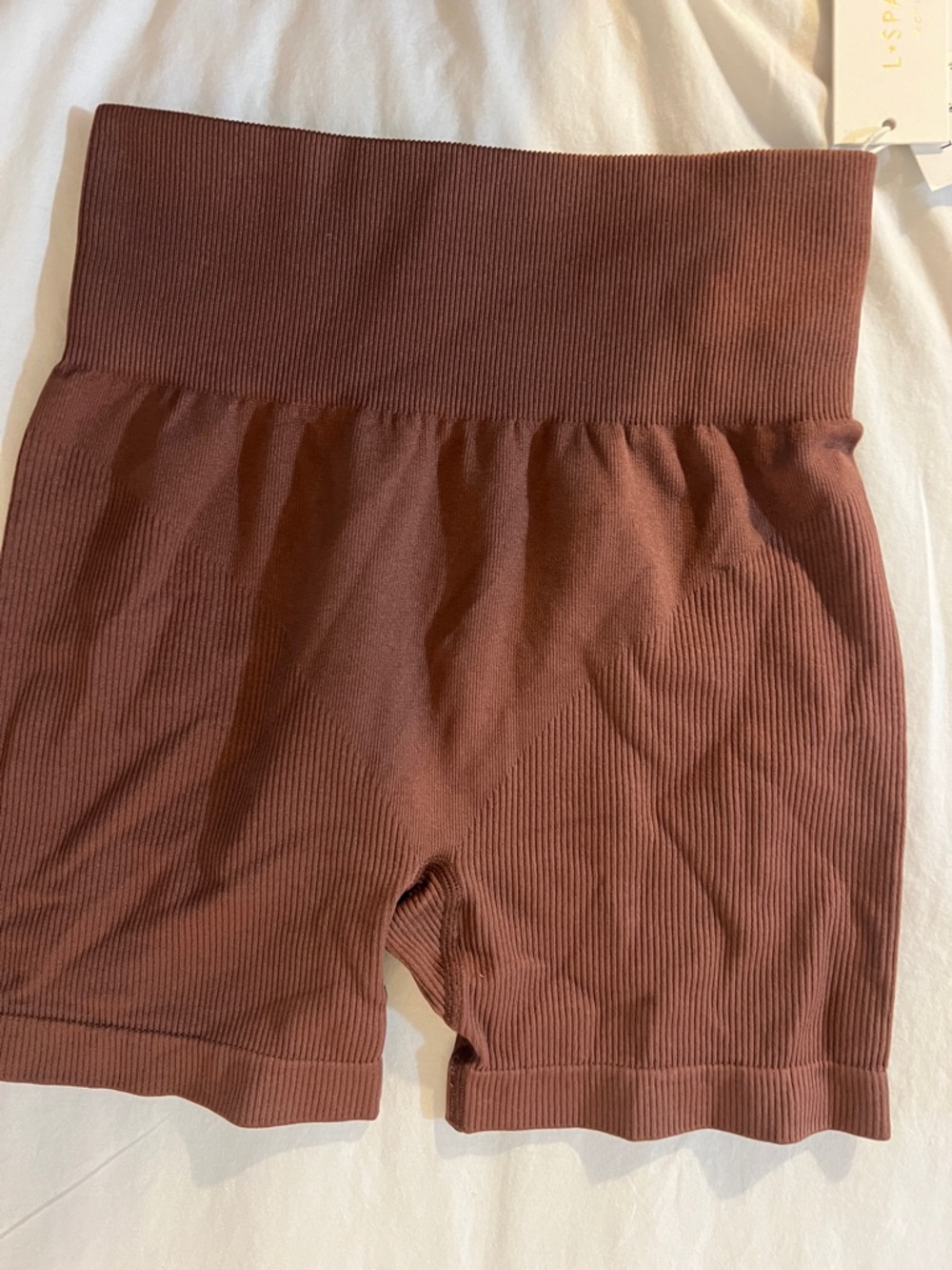 l*space Ribbed High-Waist Athletic Shorts in Chocolate Brown